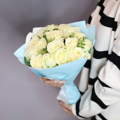 Picture of Bouquet with white rose